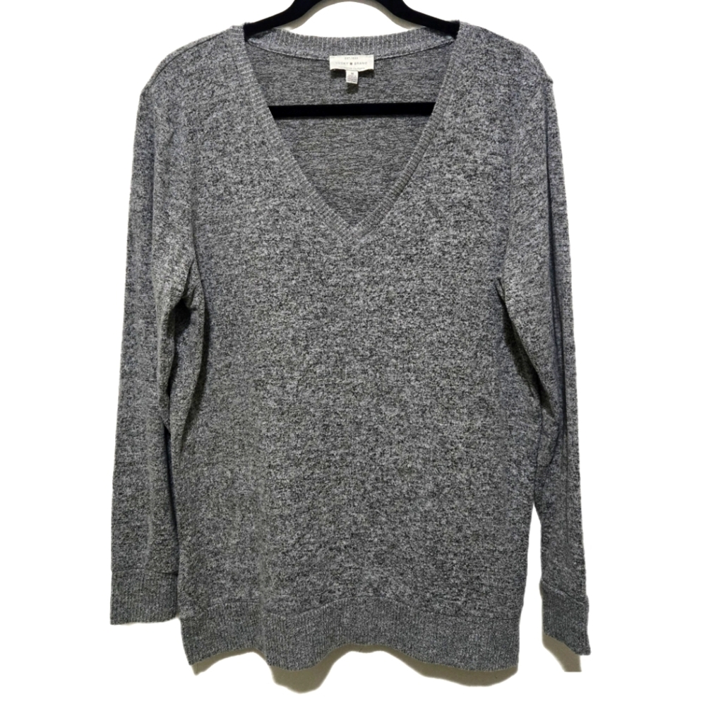 LUCKY BRAND Gray V-Neck Sweater Long Sleeve Lightweight Preppy Size Medium
